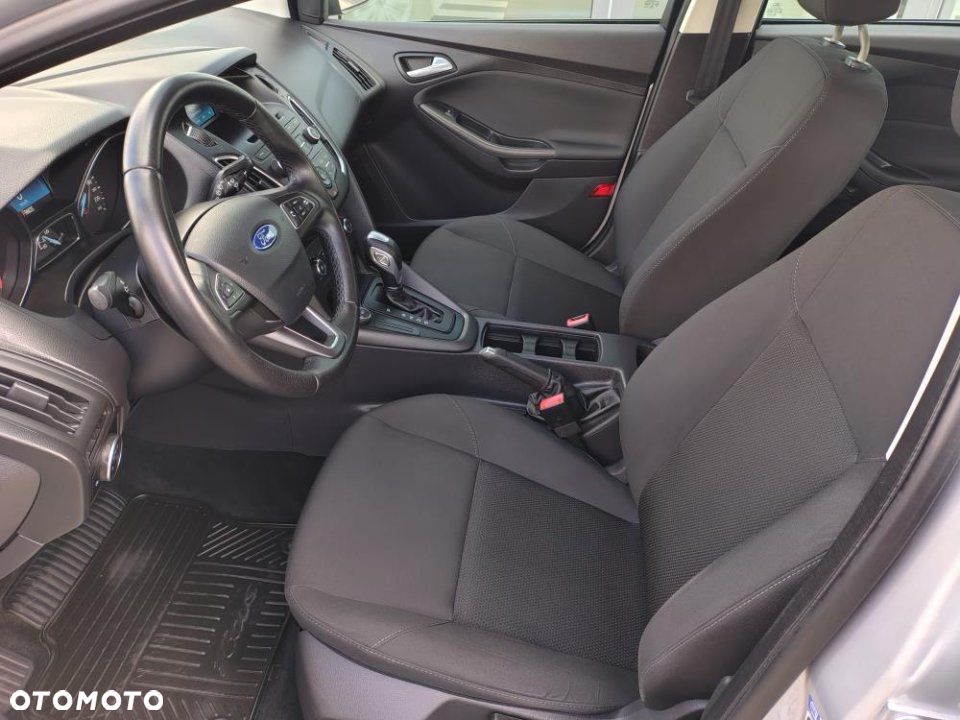 Ford Focus - 13