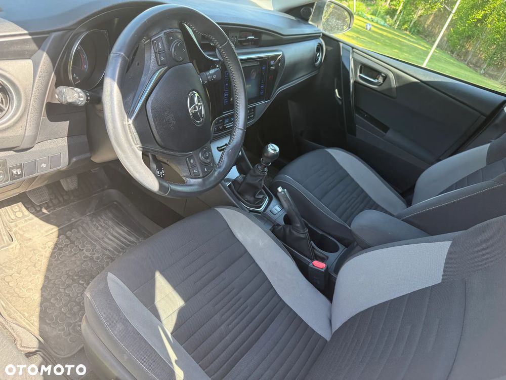 Toyota Auris 1.6 Classic Plus - 9