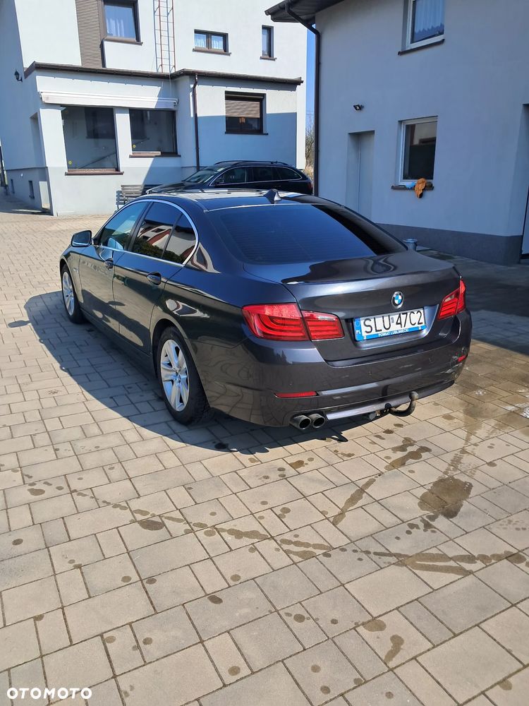 BMW Seria 5 520d Luxury Line - 3