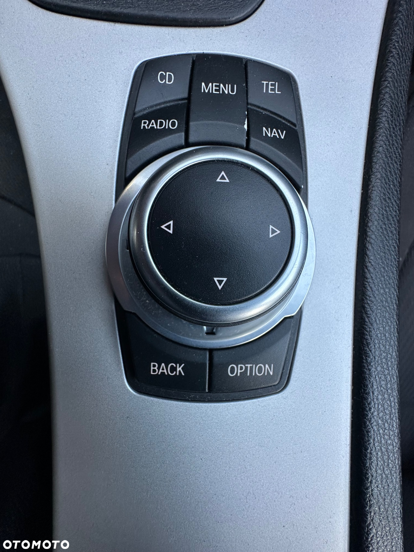 BMW Seria 3 318i - 25