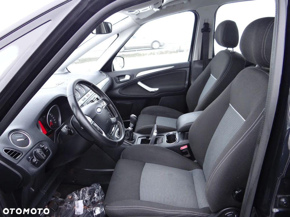 Ford S-Max - 6
