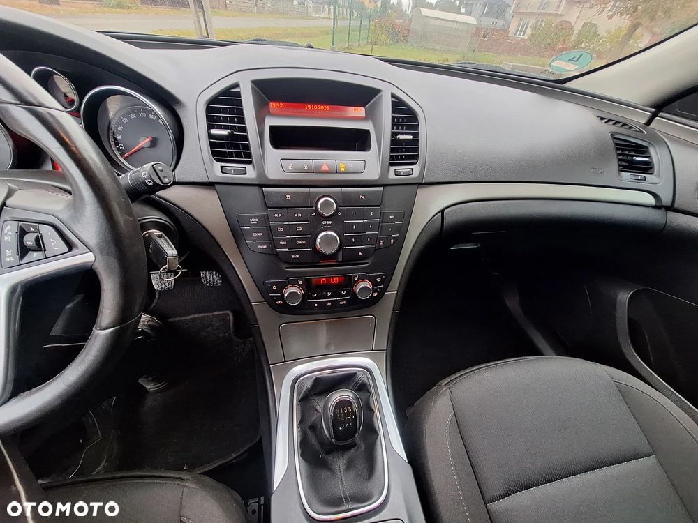 Opel Insignia - 26