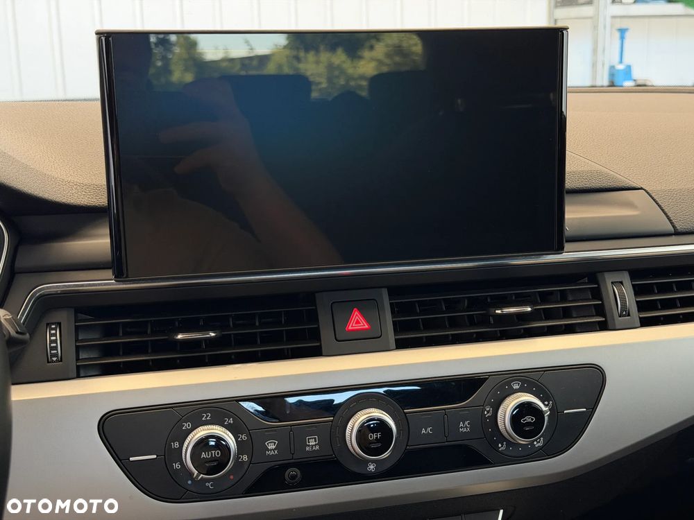 Audi A4 Avant 35 TFSI mHEV S tronic - 19