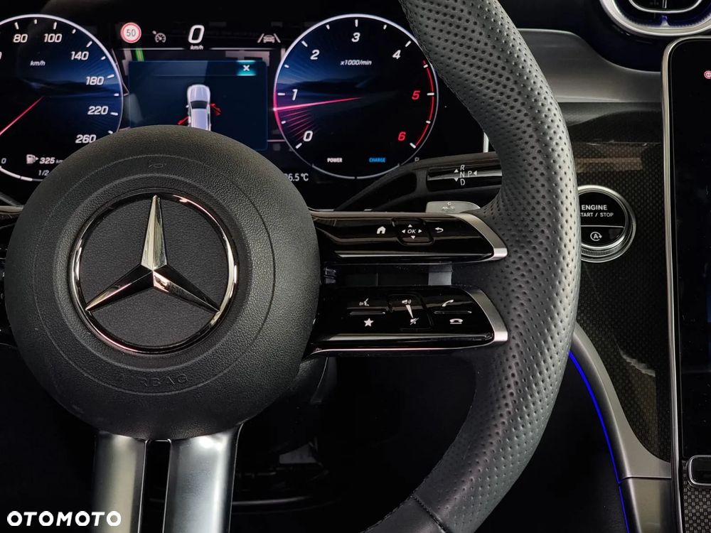 Mercedes-Benz GLC - 17