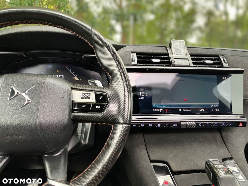 DS Automobiles DS 7 Crossback 2.0 BlueHDi Performance Line + - 28