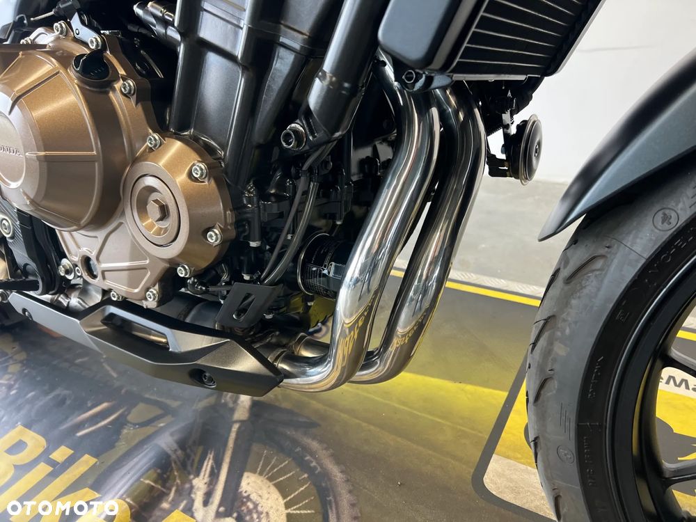 Honda CB - 10