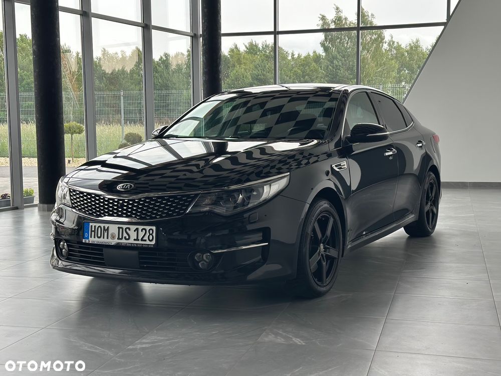 Kia Optima - 1