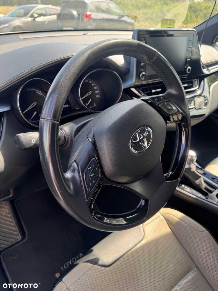 Toyota C-HR 2.0 Hybrid Executive - 14