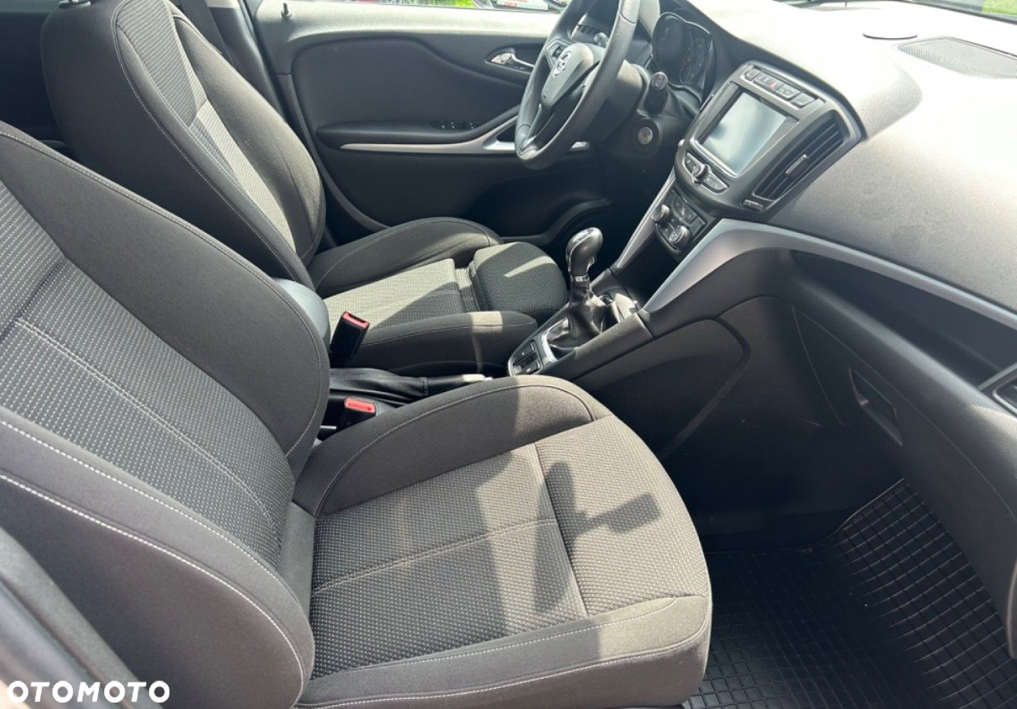 Opel Zafira - 18
