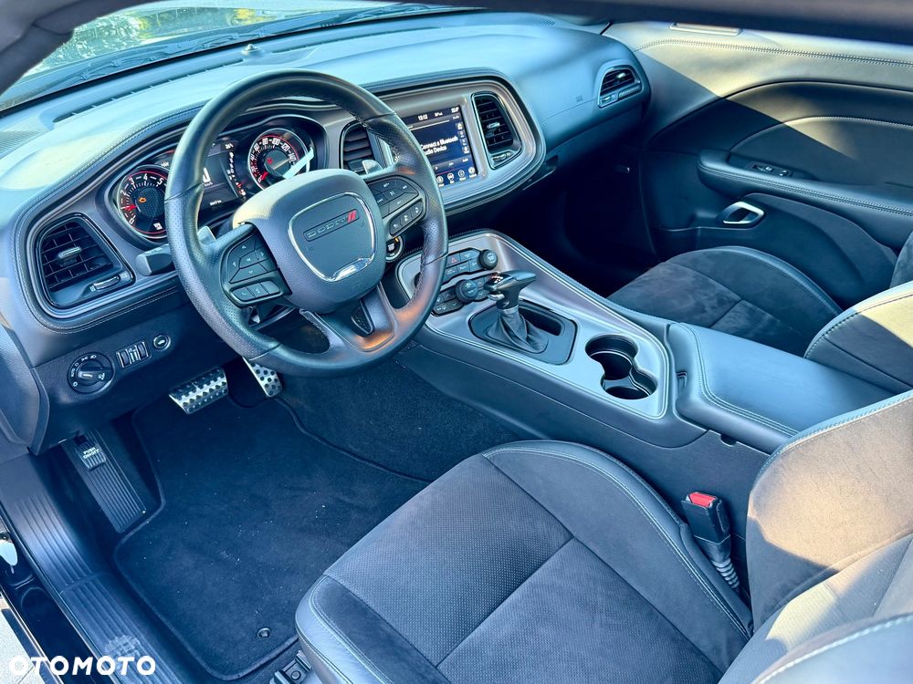 Dodge Challenger 3.6 GT Plus AWD - 32