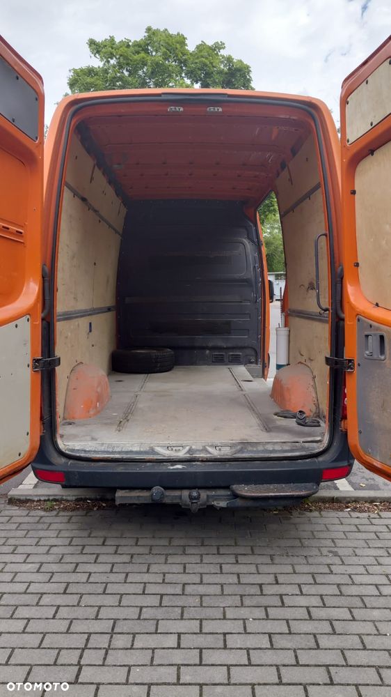 Mercedes-Benz Sprinter - 6