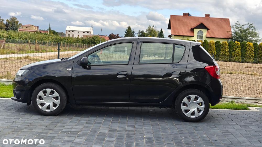 Dacia Sandero 1.2 16V Laureate EU6 - 13