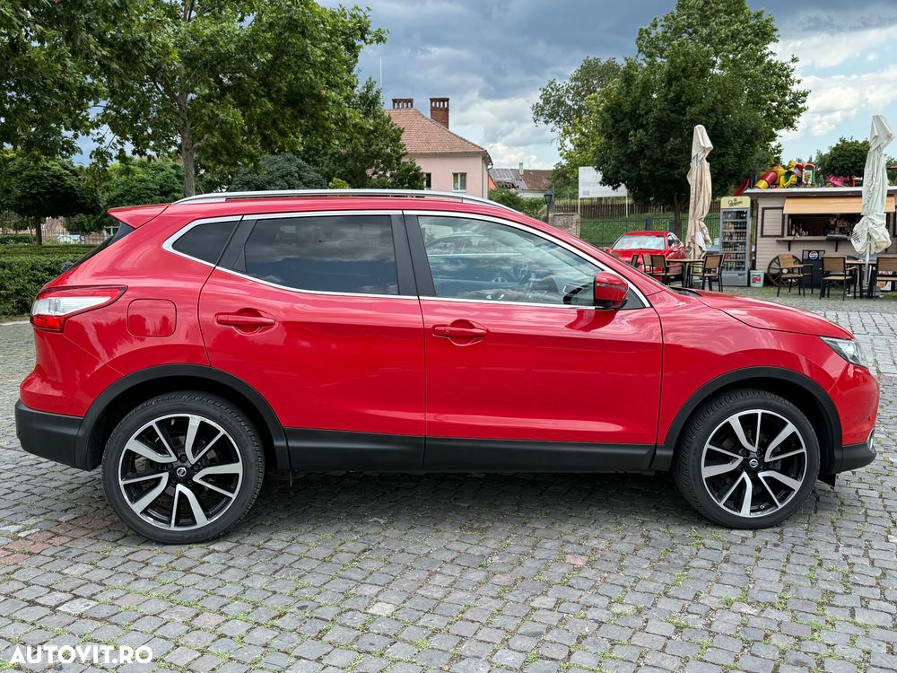 Nissan Qashqai 1.6L dCi Start/Stop 4X4-i Tekna - 11
