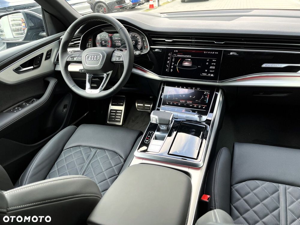 Audi Q8 - 17