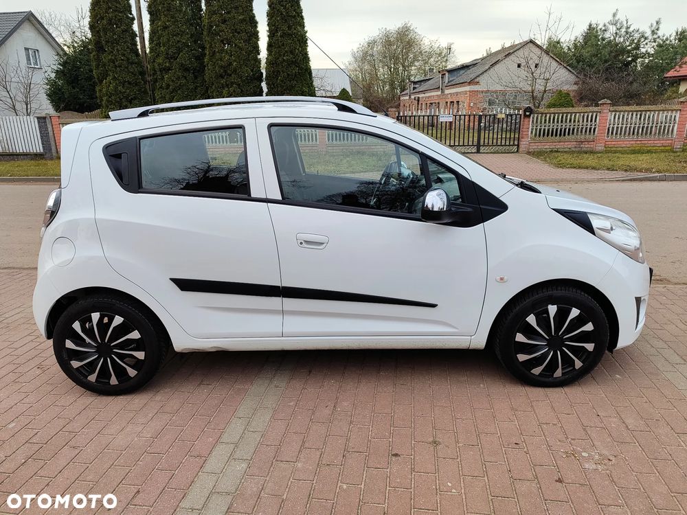 Chevrolet Spark 1.0 LT - 16