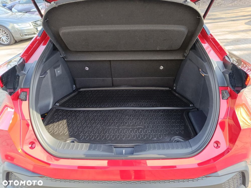 Toyota C-HR - 28