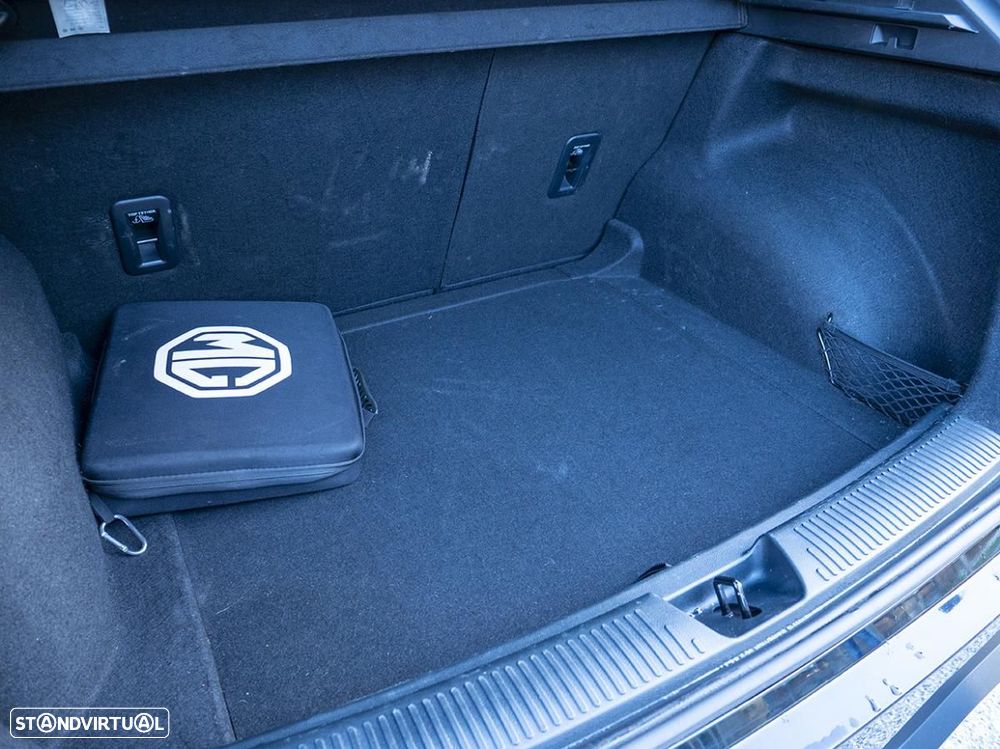 MG MG4 51 kWh Standard - 14