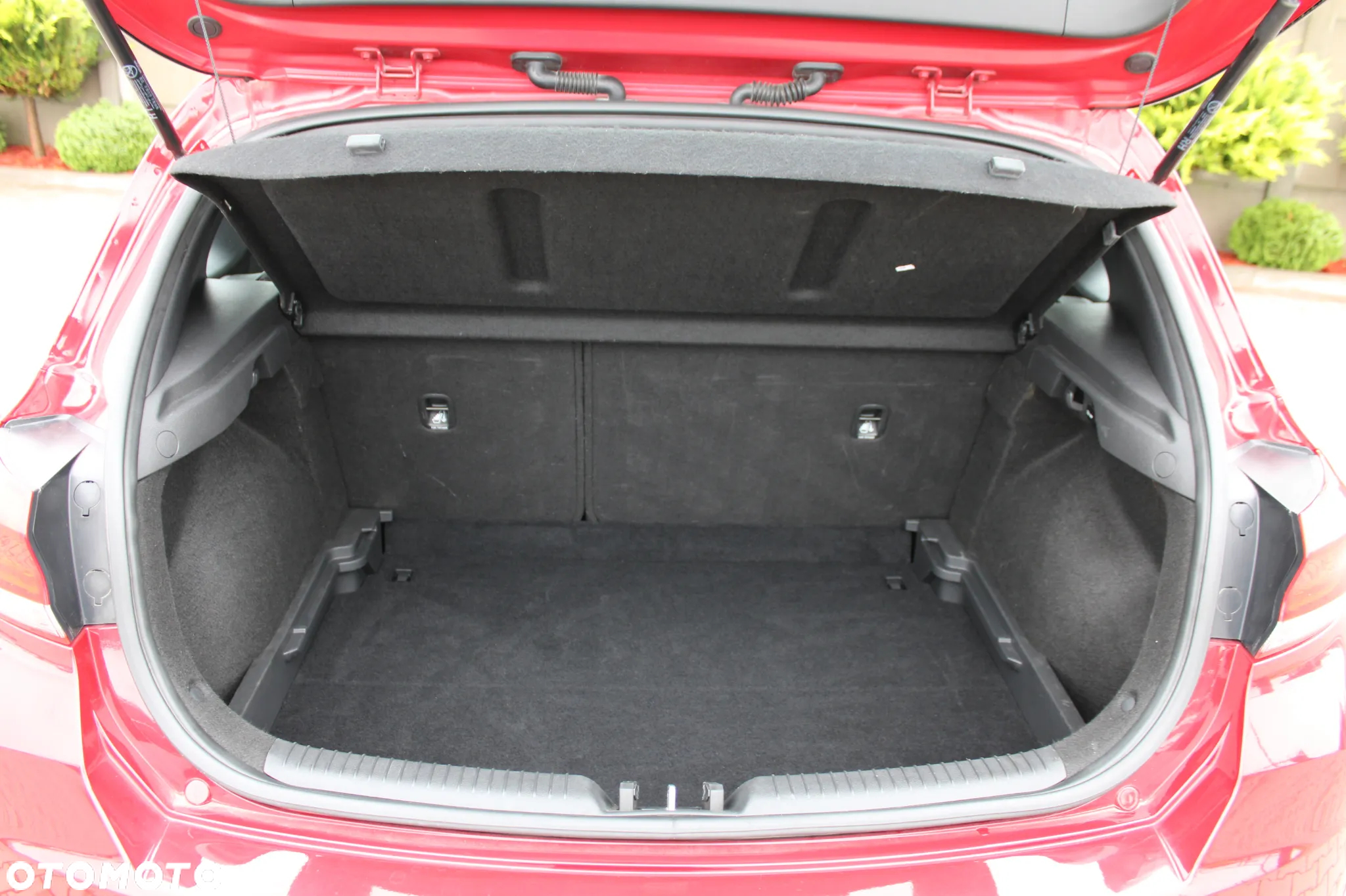 Hyundai i30 1.5 DPI Classic + - 34