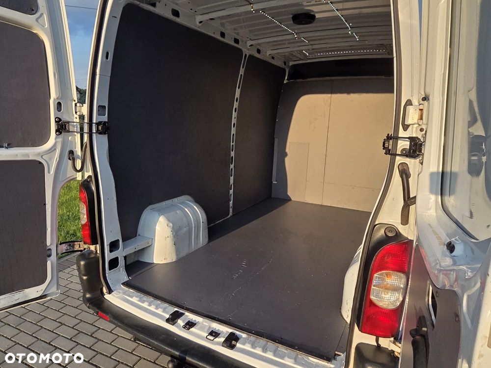 Renault MASTER L2H2 2.5DCI KLIMA ORYGINAŁ ZADBANY - 13