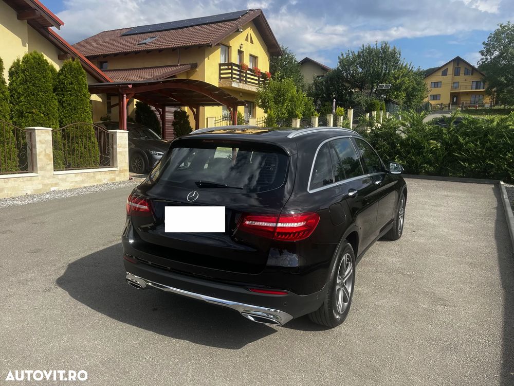 Mercedes-Benz GLC - 4