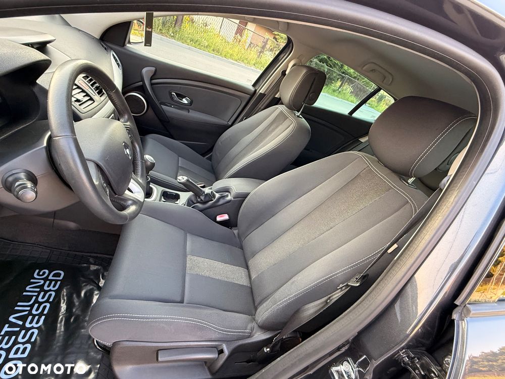 Renault Megane 1.6 16V Dynamique - 25