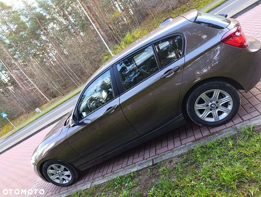 BMW Seria 1 116i - 20