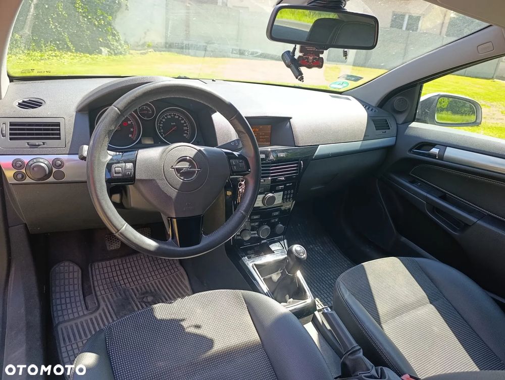 Opel Astra 1.6 - 14