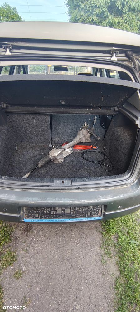 Volkswagen Golf 1.4 Goal - 24