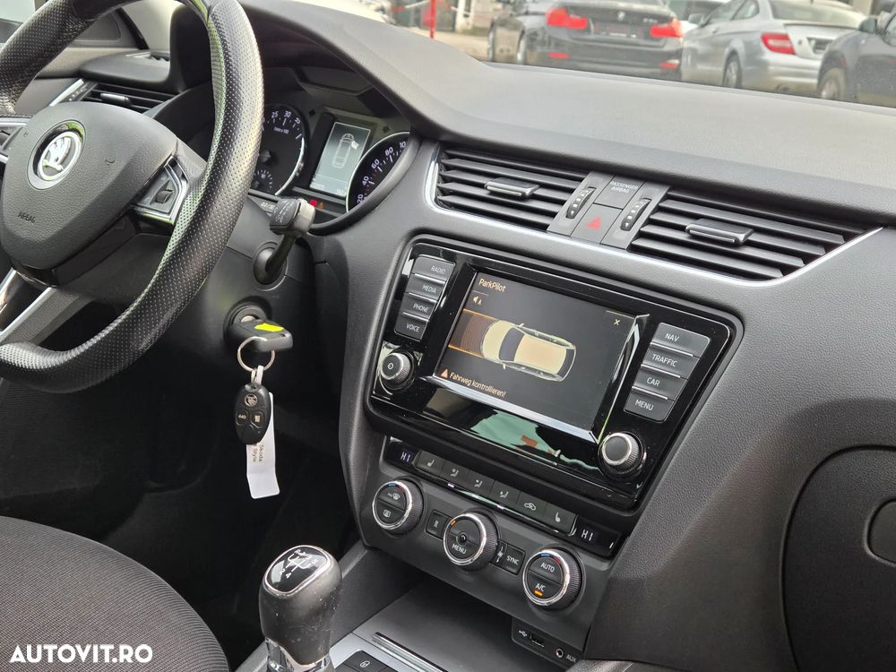 Skoda Octavia 1.6 TDI (Green tec) Style - 7