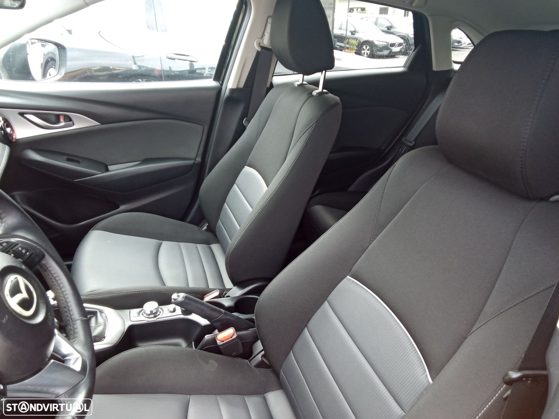 Mazda CX-3 1.5 Sky.Evolve Navi - 26