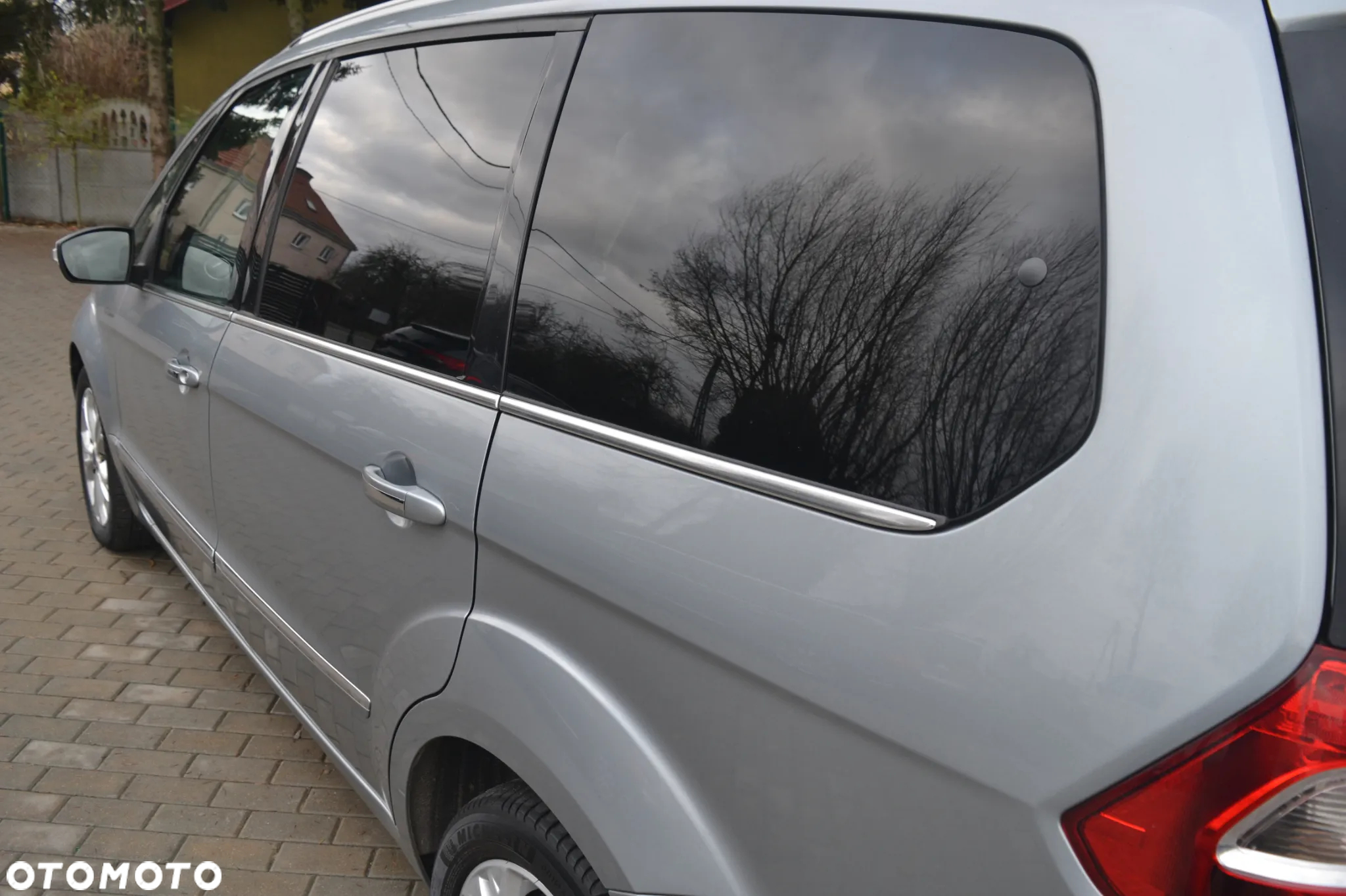 Ford Galaxy 2.0 TDCi Titanium - 26
