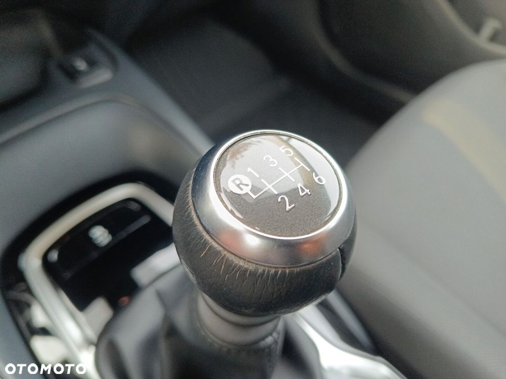 Toyota Corolla - 19