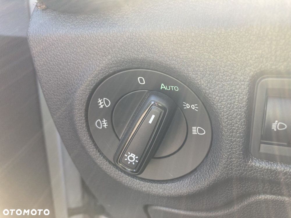 Skoda Fabia 1.0 TSI Selection DSG - 20