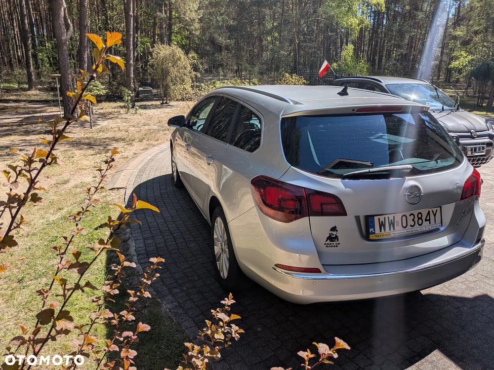 Opel Astra 1.6 CDTI Cosmo - 4
