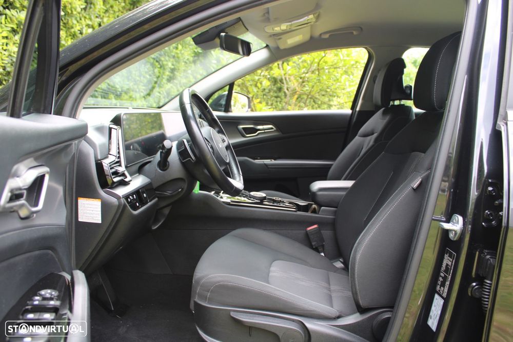 Kia Sportage 1.6 T-GDI AWD Base - 5
