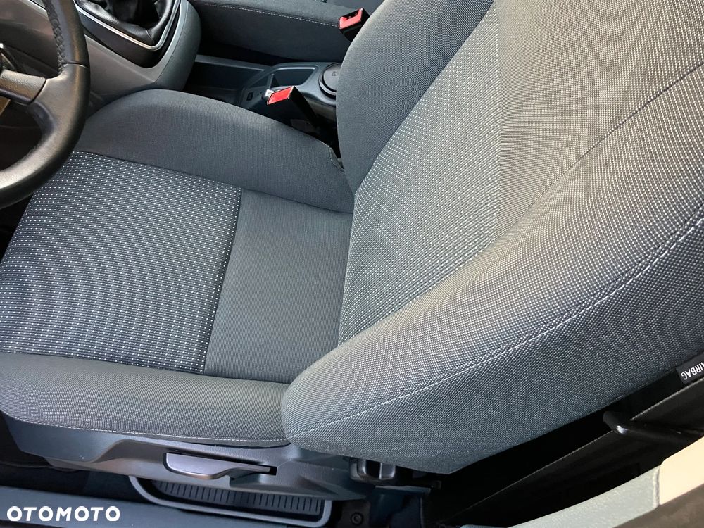 Ford Grand C-MAX - 19