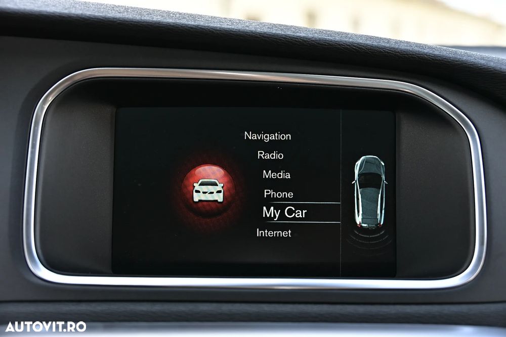 Volvo V40 D2 Geartronic Momentum - 14