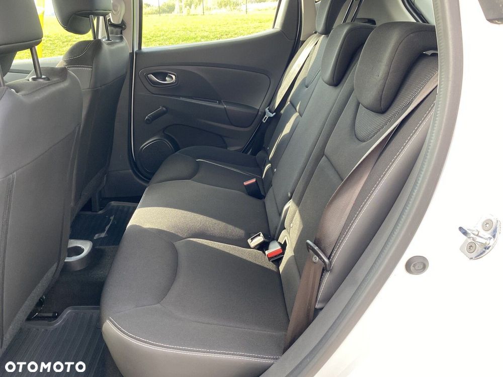 Renault Clio - 12
