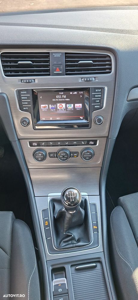 Volkswagen Golf 1.6 TDI DPF BlueMotion Technology Highline - 20