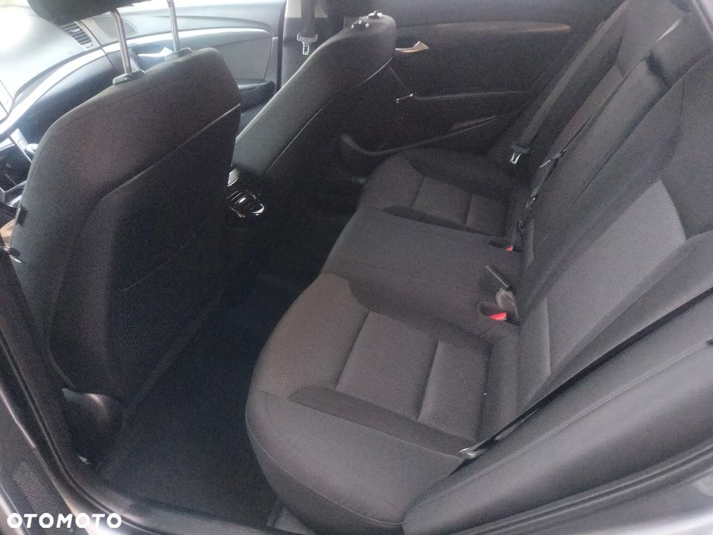 Hyundai i40 Kombi 1.7 CRDi Premium - 19