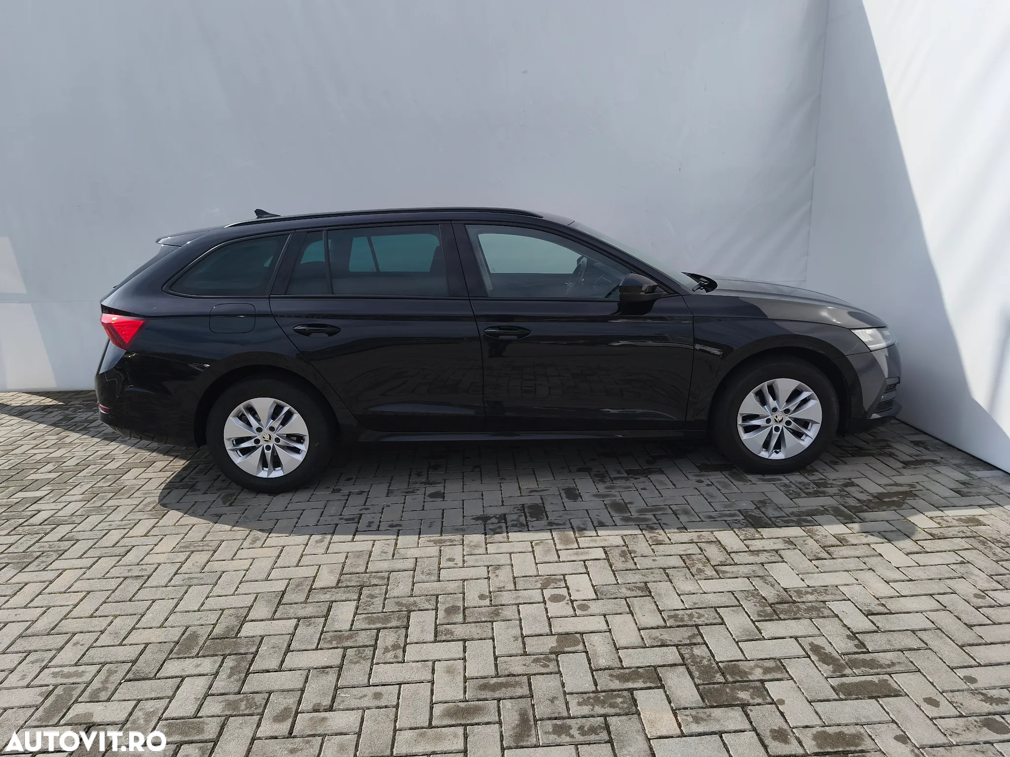 Skoda Octavia 2.0 TDI DSG Ambition - 7