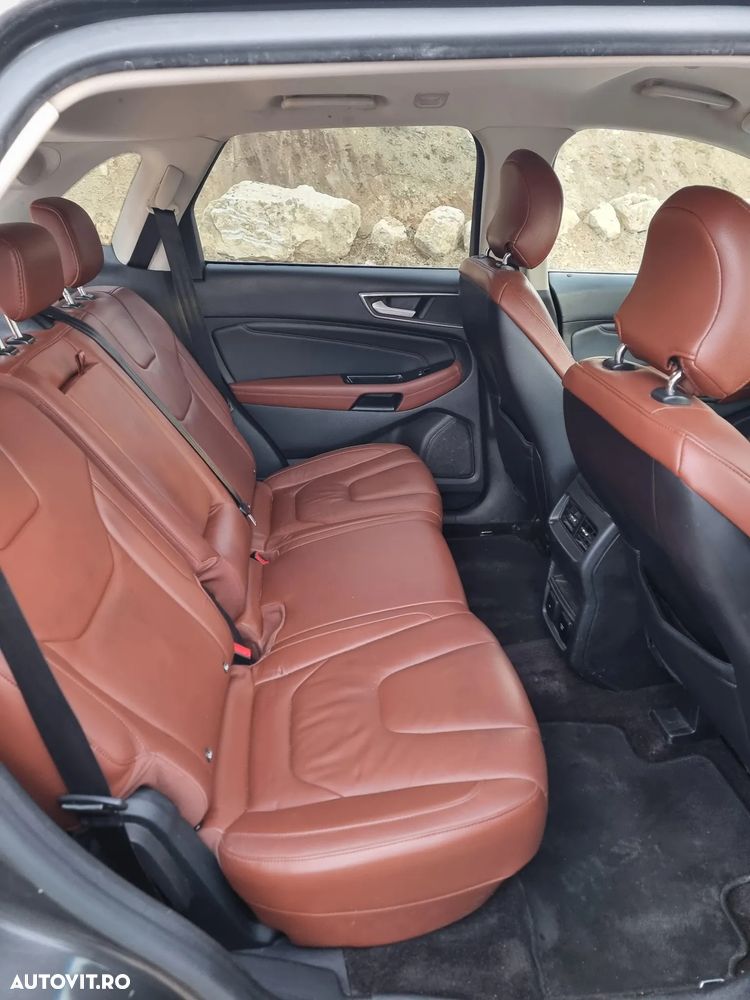 Ford Edge 2.0 TDCi Powershift Titanium - 13