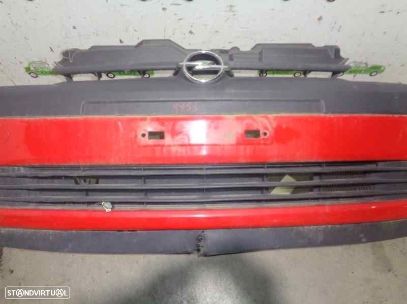PARA-CHOQUES FRONTAL OPEL CORSA C 2000 - 3