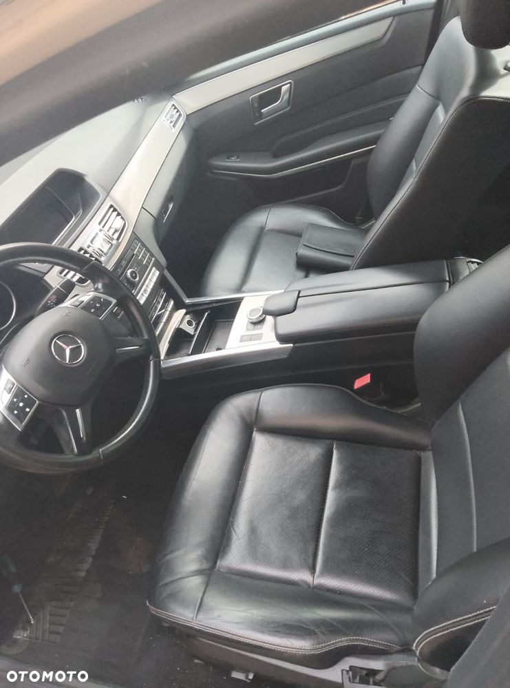 Mercedes-Benz Klasa E 200 BlueTEC 7G-TRONIC - 4