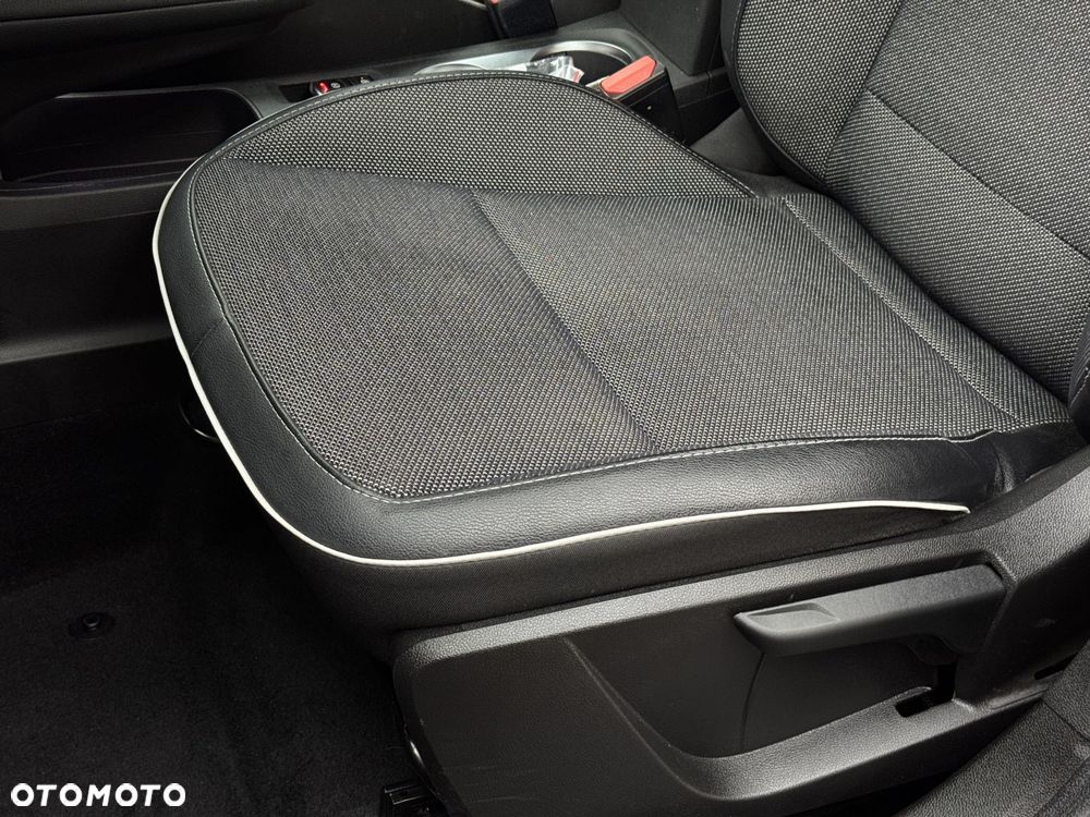 Renault Captur 1.6 E-TECH Plug-In Intens - 13
