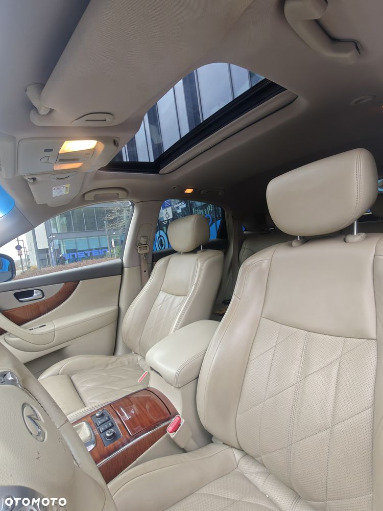 Infiniti QX70 5.0 S Premium - 27