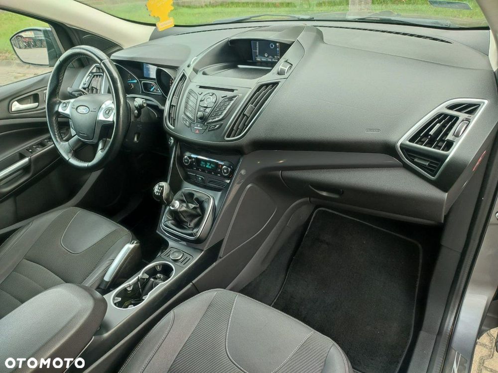 Ford Kuga - 5