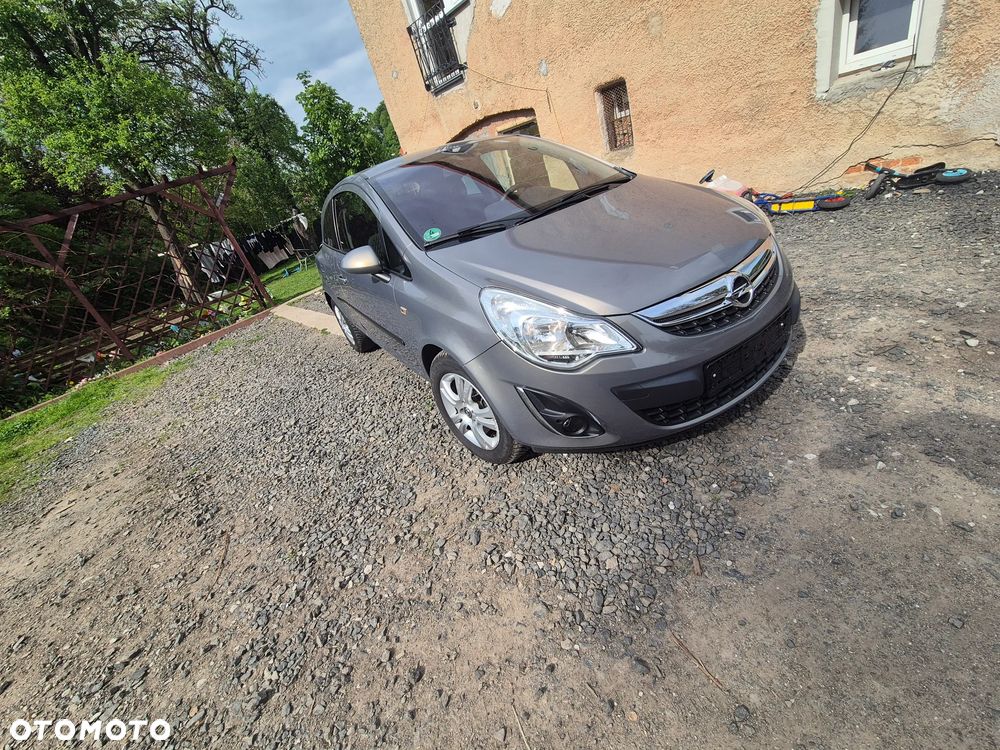 Opel Corsa 1.4 16V Automatik 150 Jahre - 2