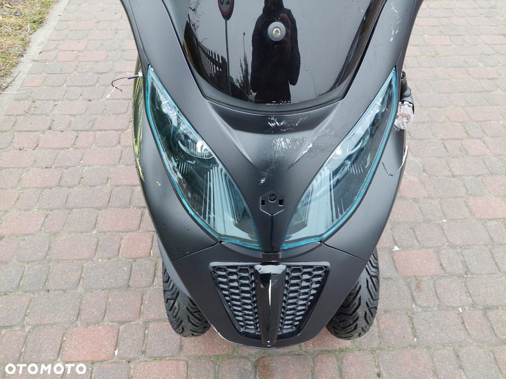 Piaggio MP-3 - 11