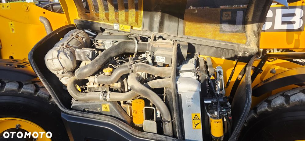 JCB 535-95 AGRI-super - 29
